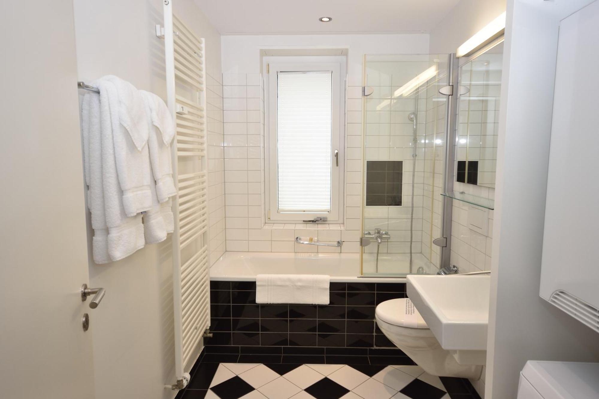 Stylish 2Br Near Lake - Flower 3 Zürich Exteriör bild